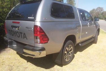 Dual Cab Toyota Hilux with Ute Canopy Installed